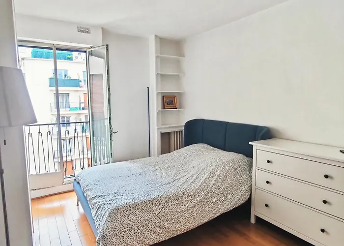 Bright & Cozy Apartment In Passy, Trocadero, Paris