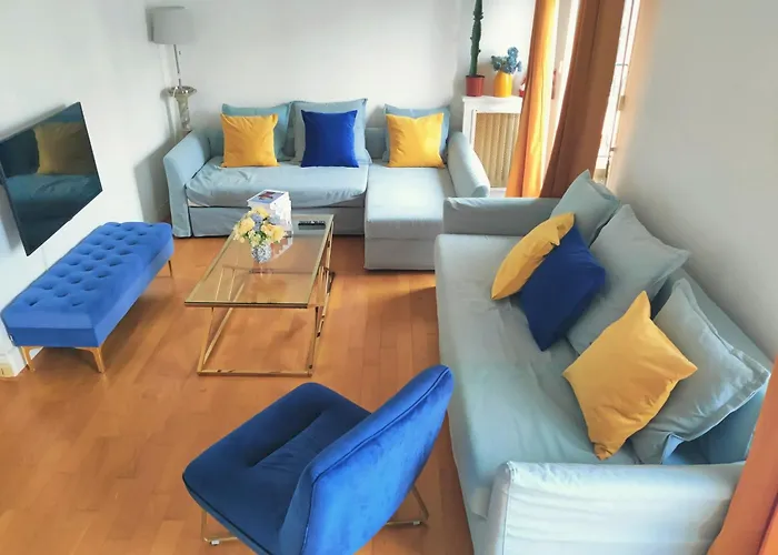 Bright & Cozy Apartment In Passy, Trocadero, Paris